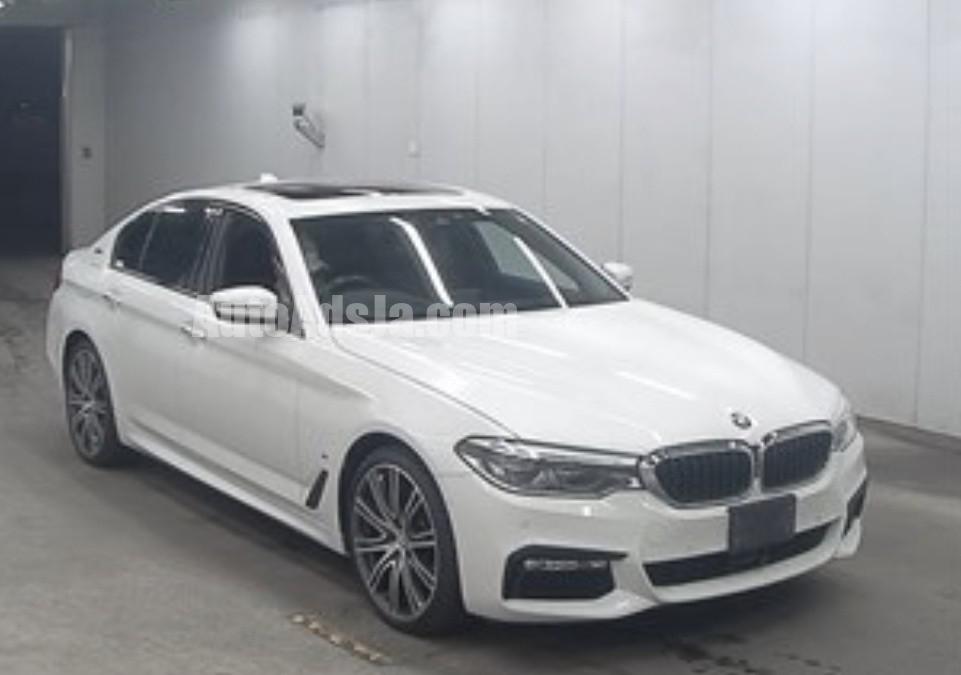 2018 BMW 5SERIES