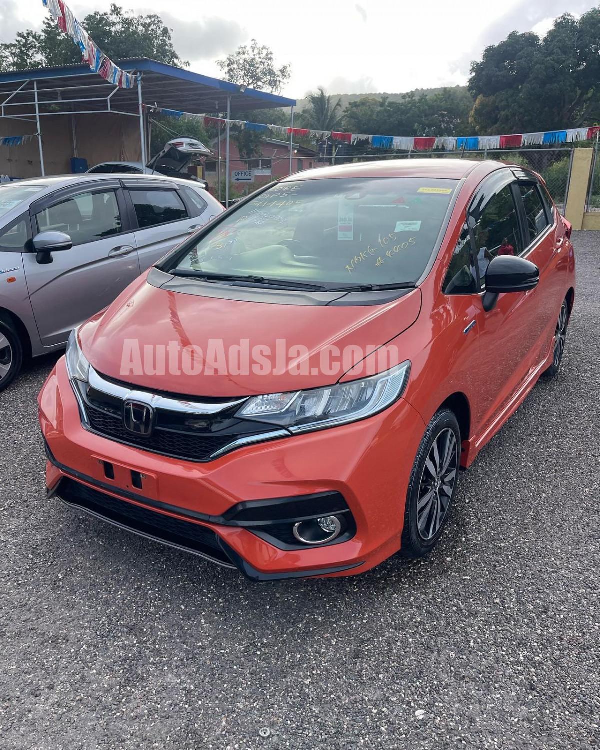 2018 Honda FIT S PACKAGE