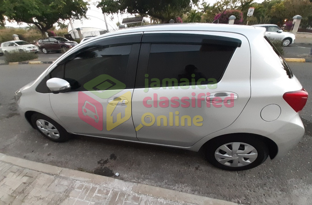 For Sale: 2015 Grey Toyota Vitz
