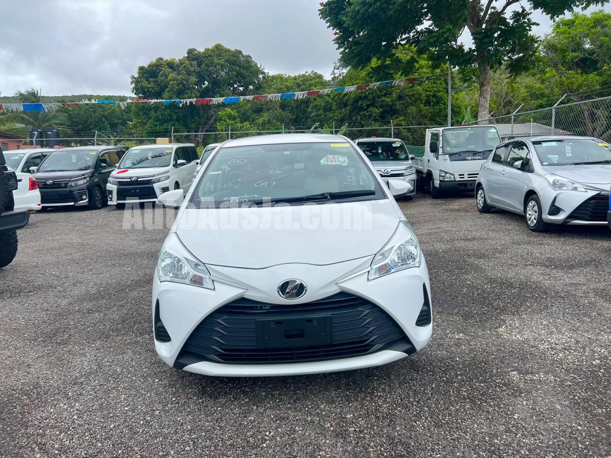 2018 Toyota VITZ