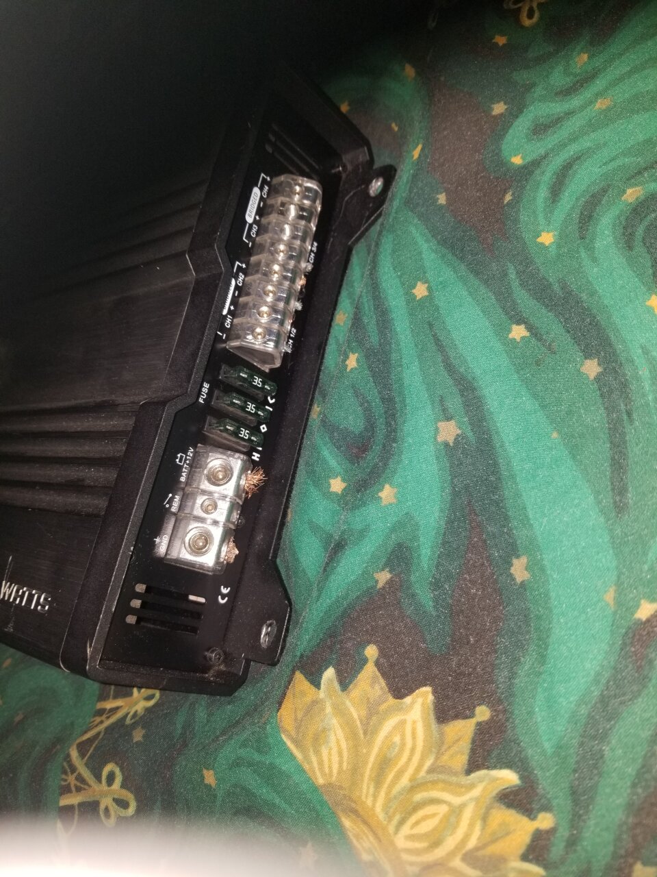 For Sale: Hifonics Amplifier 2000 Whatts Plus