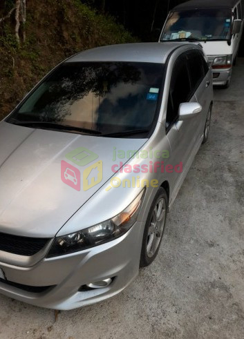 For Sale: Honda Stream 2011