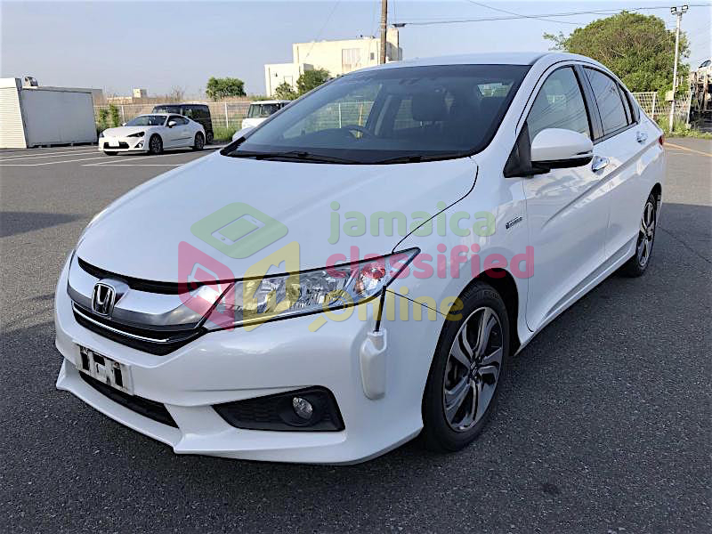 For Sale: HONDA GRACE HYBRID 2015 Newly Imported