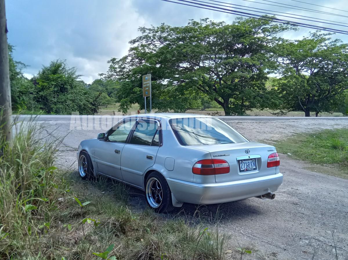 2001 Toyota Corolla Reviere ae111