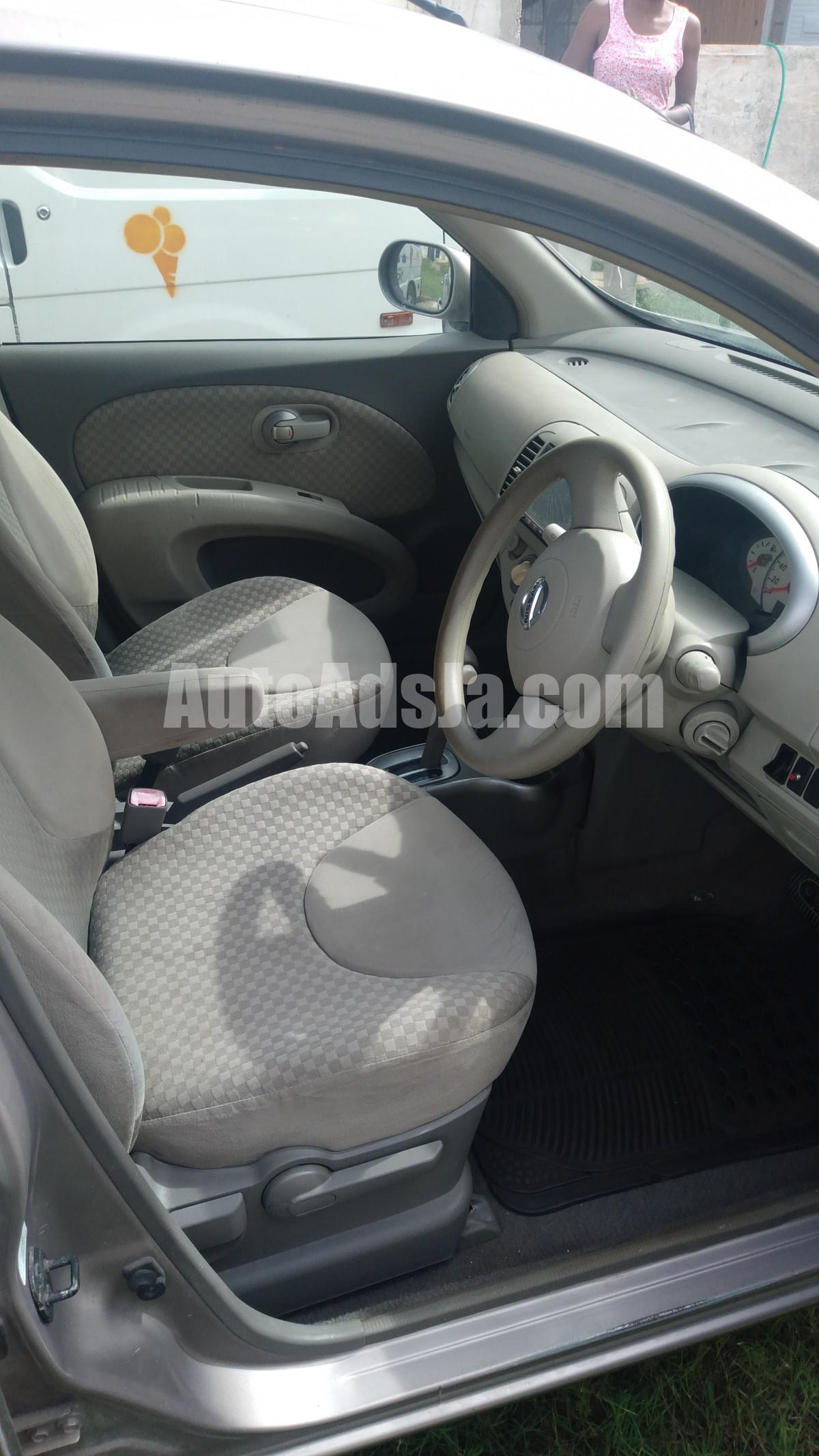 2009 Nissan March