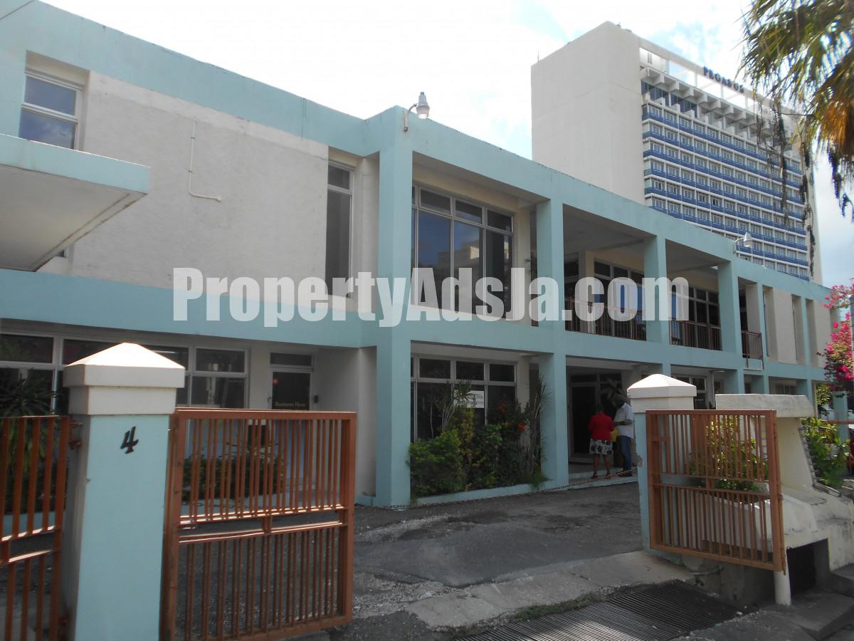 Commercial building For Rent in New Kingston, Kingston / St. Andrew, Jamaica