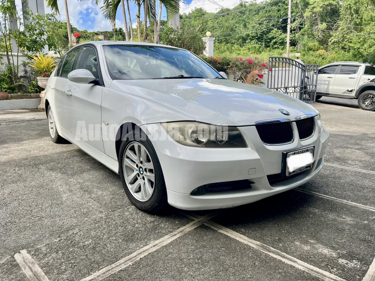 2008 BMW 320i