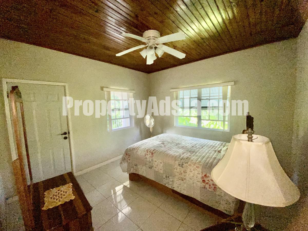 4 bed House For Sale in Alexander Park, St. Thomas, Jamaica