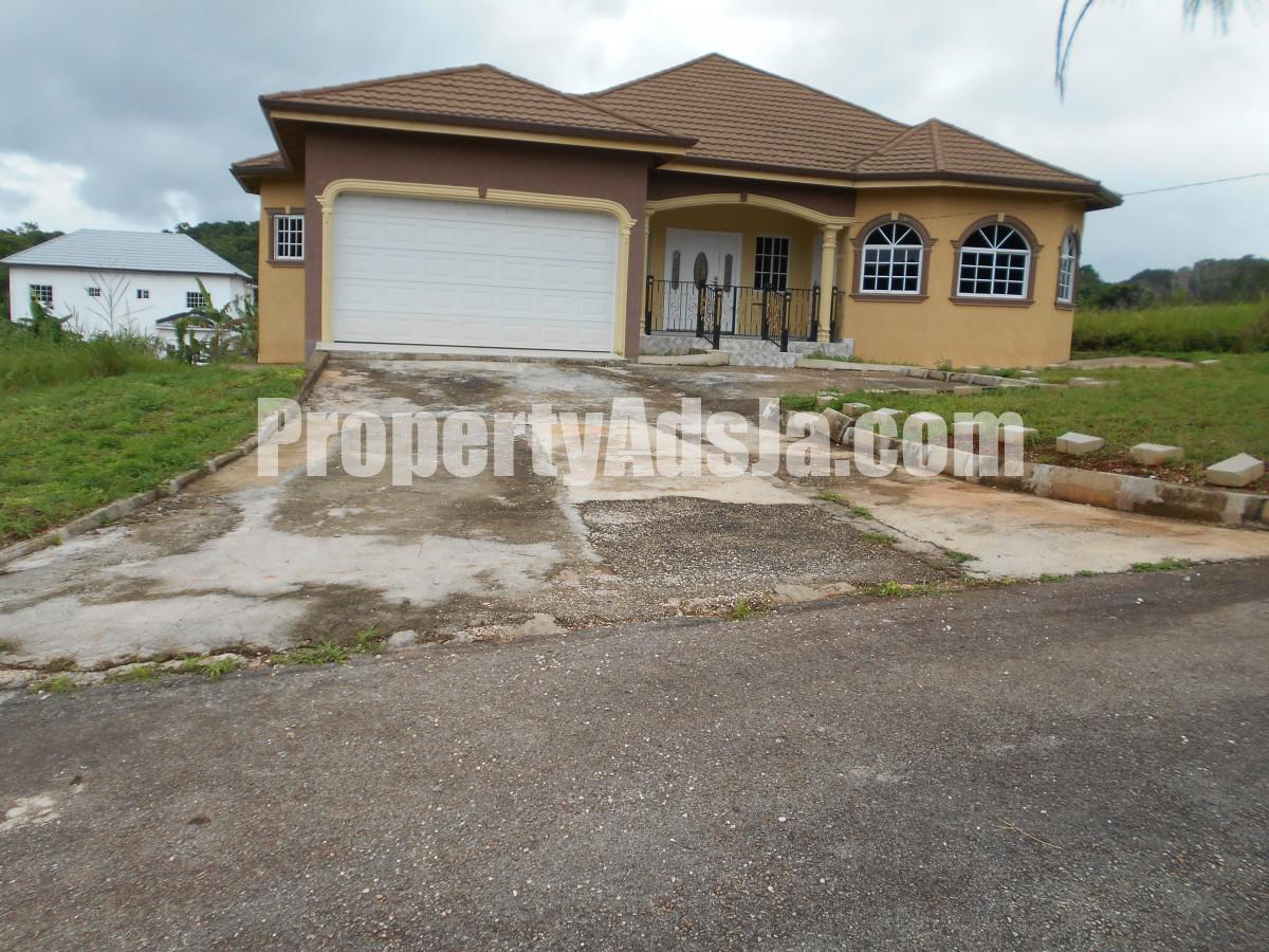 3 bed House For Sale in May Day, Manchester, Jamaica