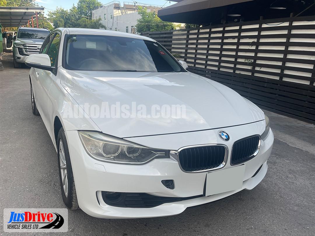 2012 BMW 320i