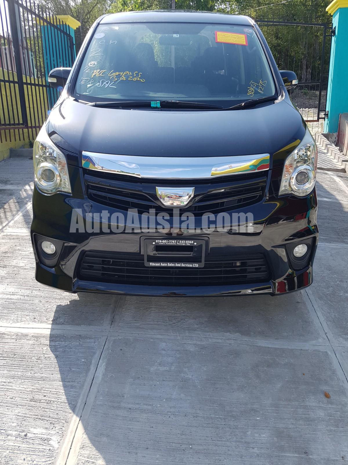 2011 Toyota Noah