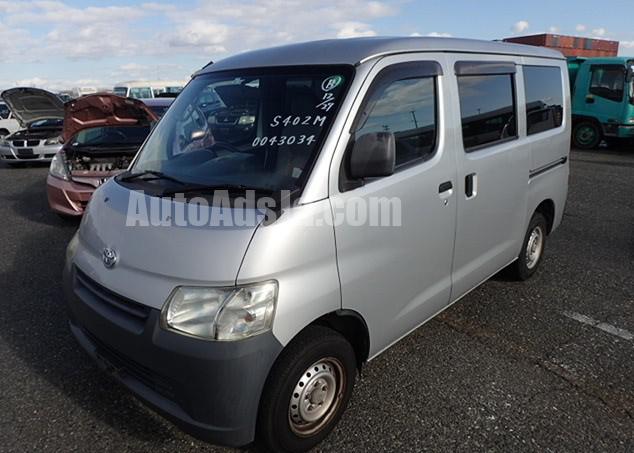 2014 Toyota Liteace Van