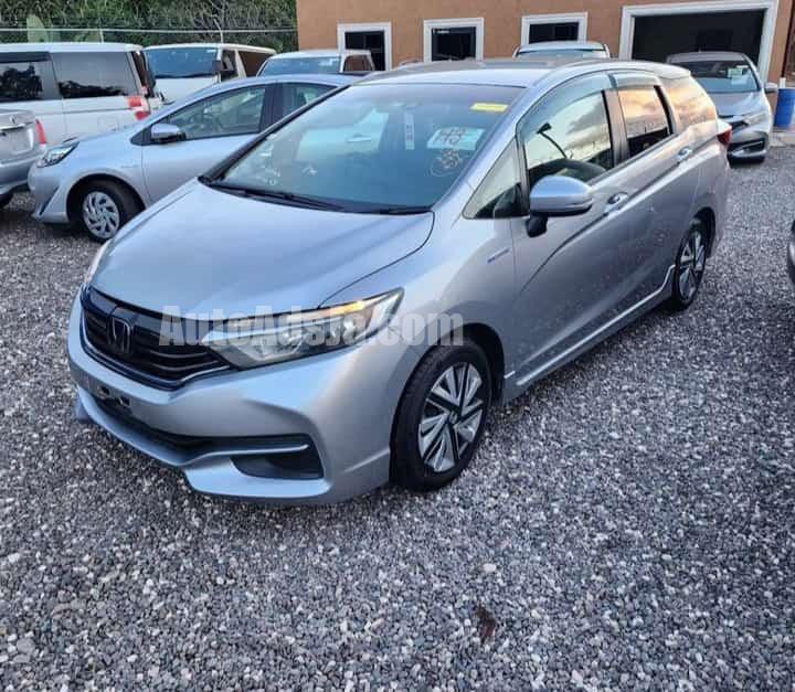 2018 Honda Fit Shuttle