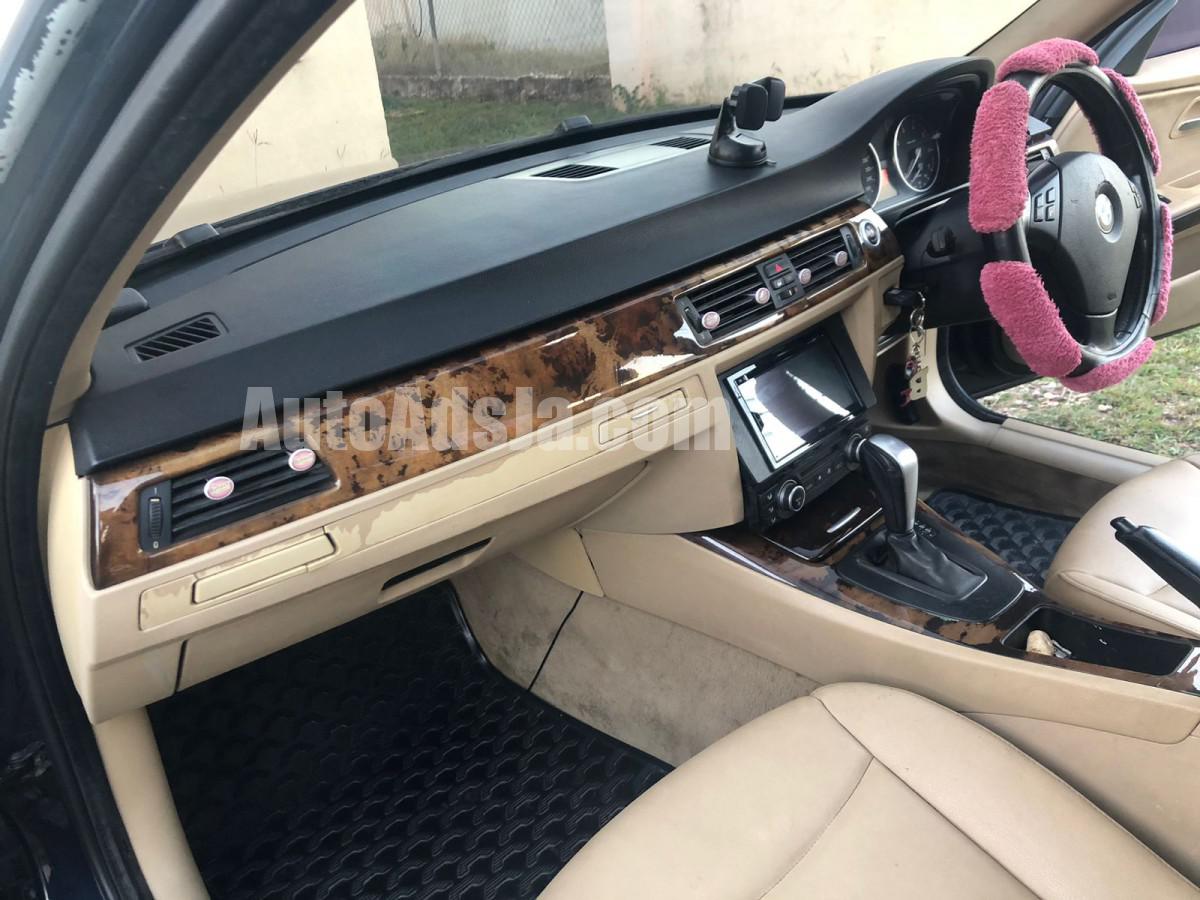 2008 BMW 318I