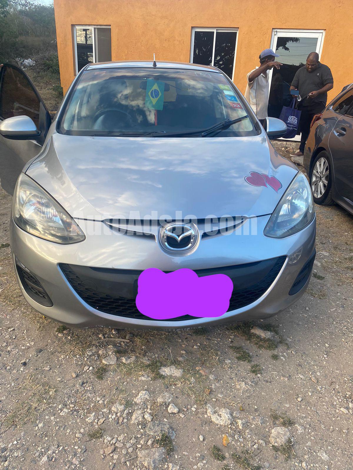 2013 Mazda DEMIO