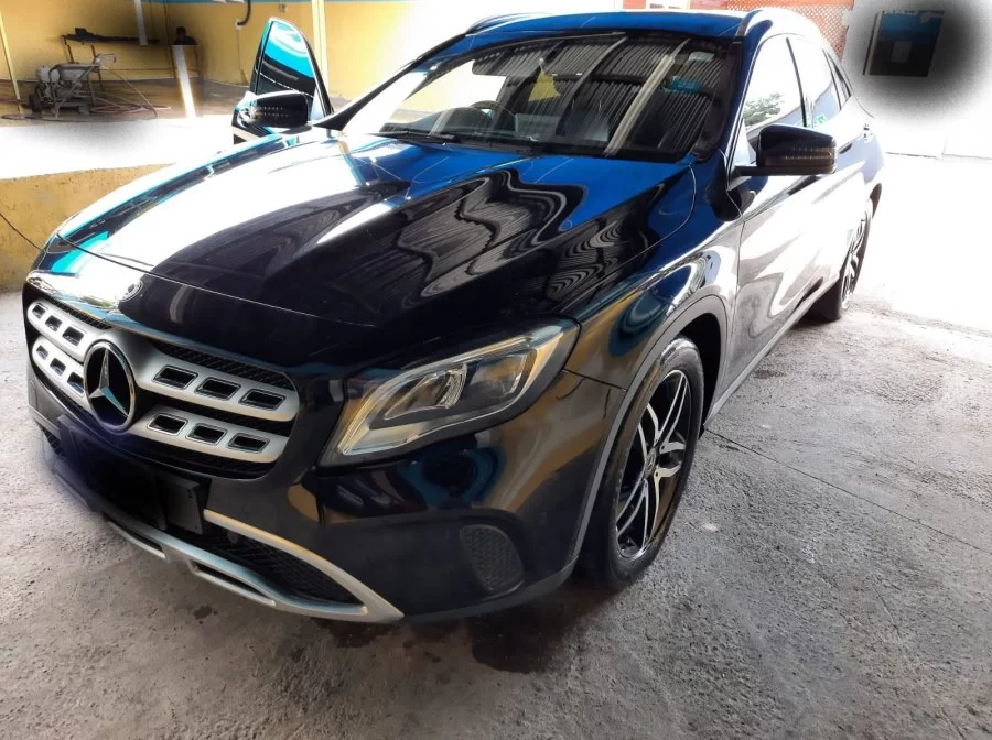 Mercedes 2020