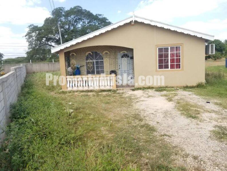 2 bed House For Sale in NEW HARBOUR VILLAGE 3 PHASE 4, St. Catherine, Jamaica