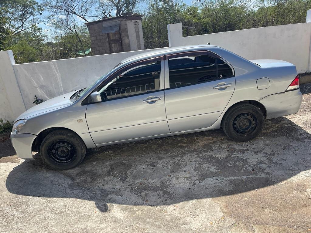 For Sale: Mitsubishi Lancer