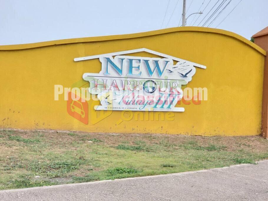 2 bed House For Rent in New Harbour Village, St. Catherine, Jamaica