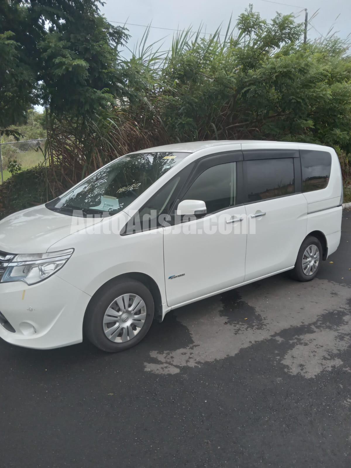 2014 Nissan Serena