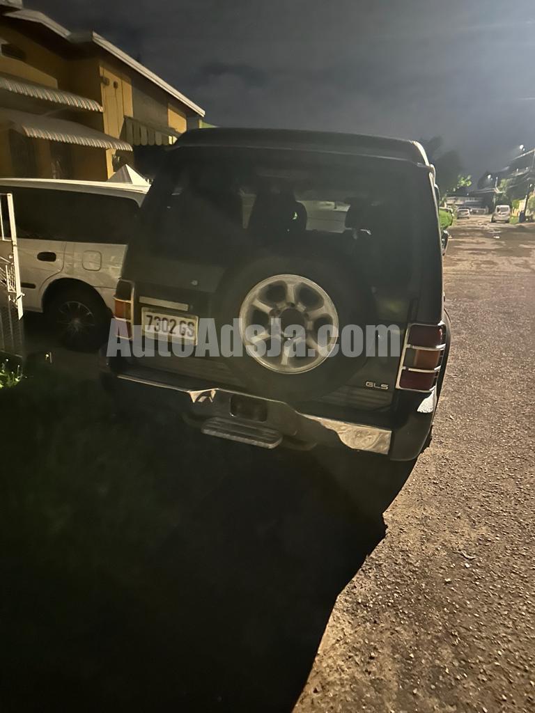 1997 Mitsubishi Pajero