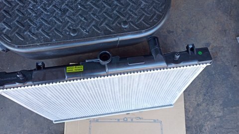 For Sale: NEW!!! MITSUBISHI L200 RADIATOR