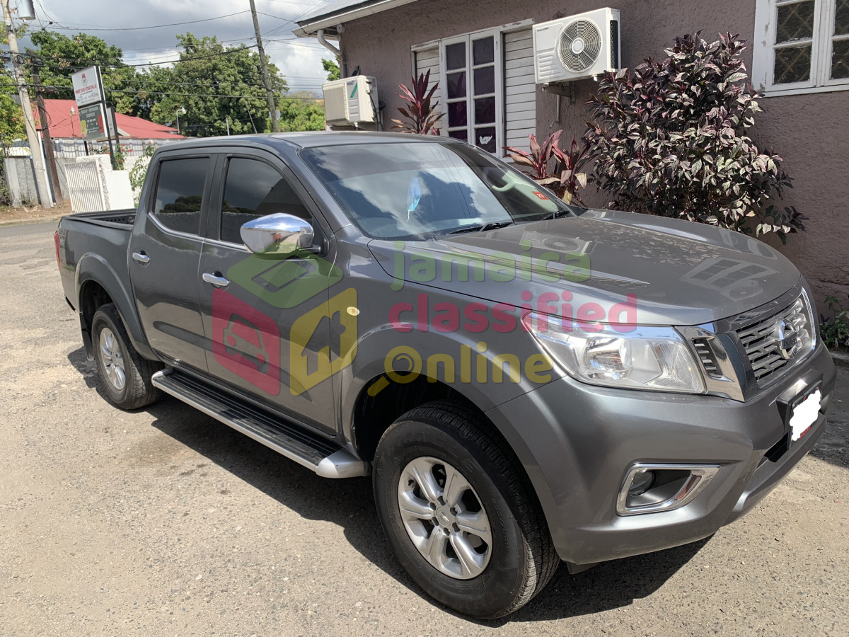 For Sale: Grey Nissan Frontier XE 2020 Excellent Condition
