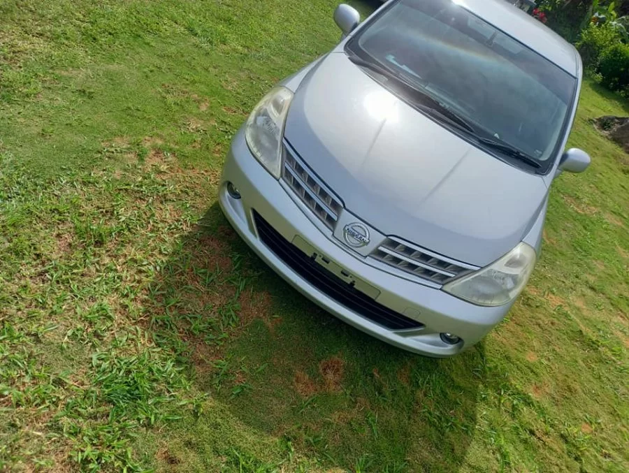 Nissan Tida