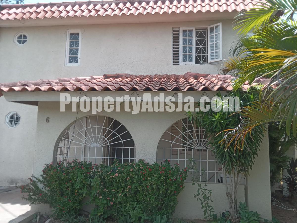 3 bed Townhouse For Rent in Dillisbury Meadows, Kingston / St. Andrew, Jamaica