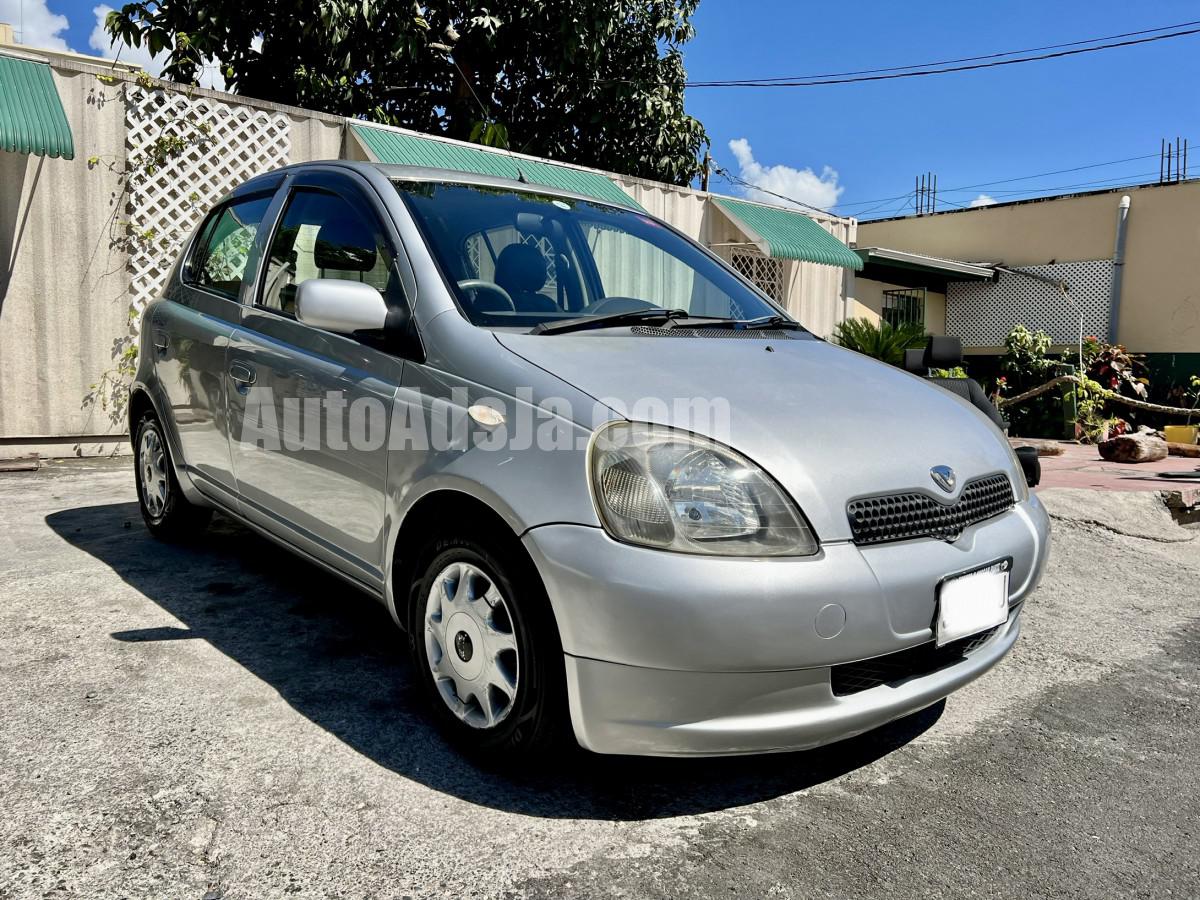 2002 Toyota Vitz