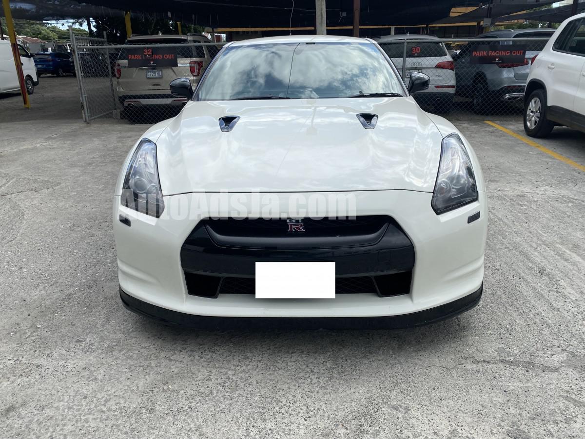 2010 Nissan GTR