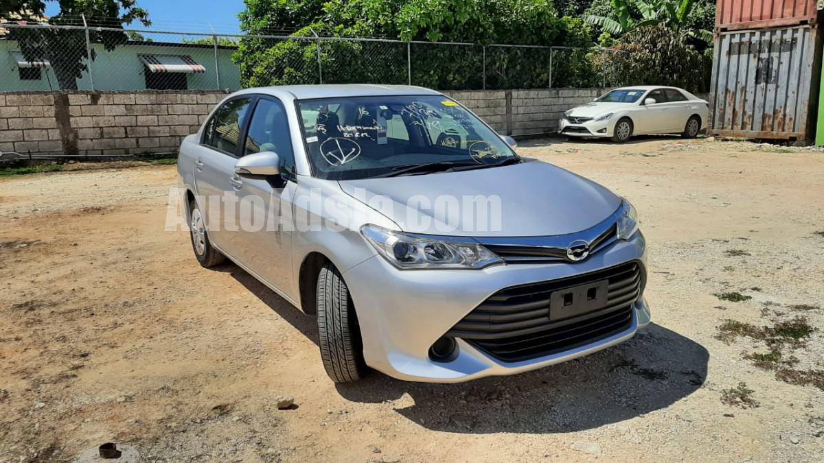 2016 Toyota Corolla Axio X