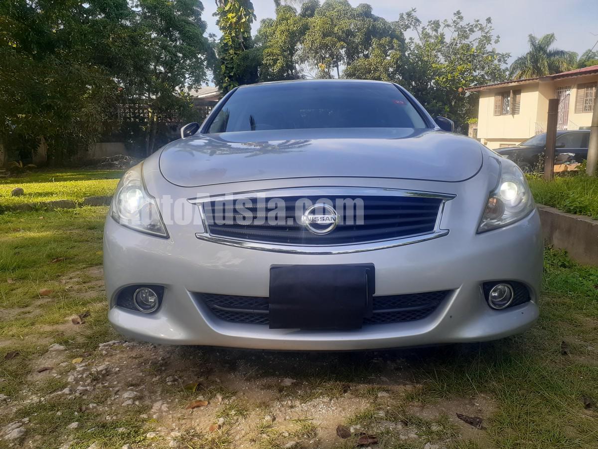 2012 Nissan Skyline