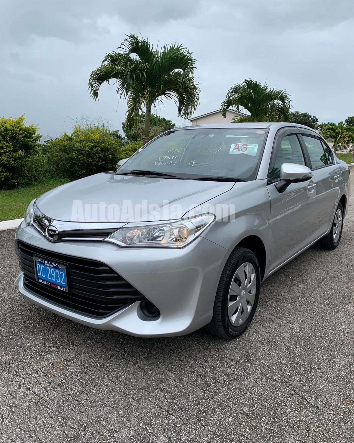 2017 Toyota Corolla axio