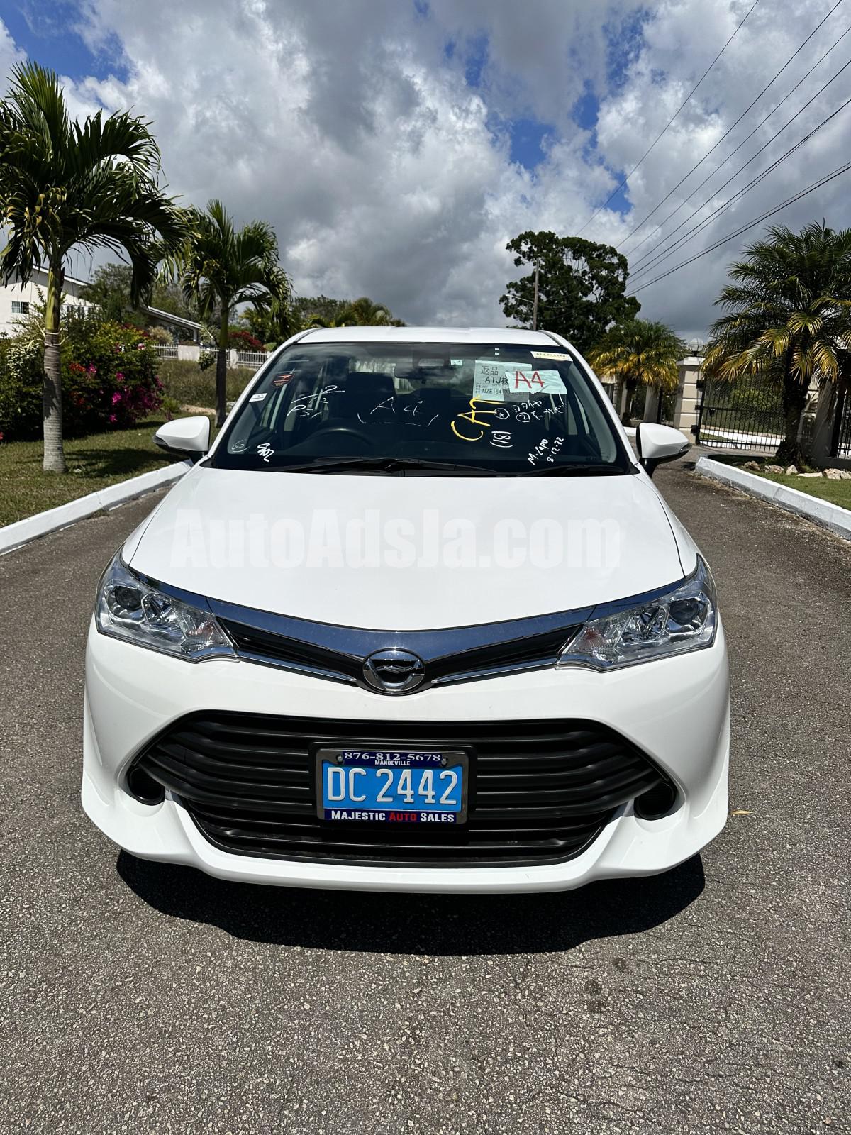 2017 Toyota Corolla axio