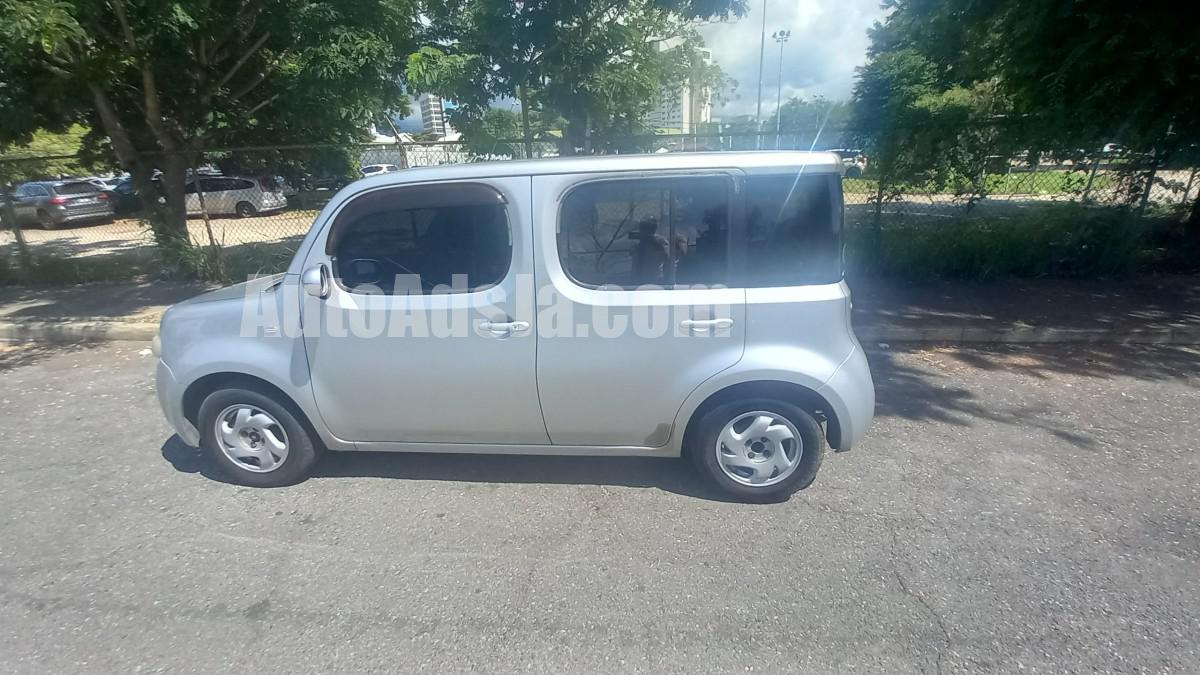 2014 Nissan cube
