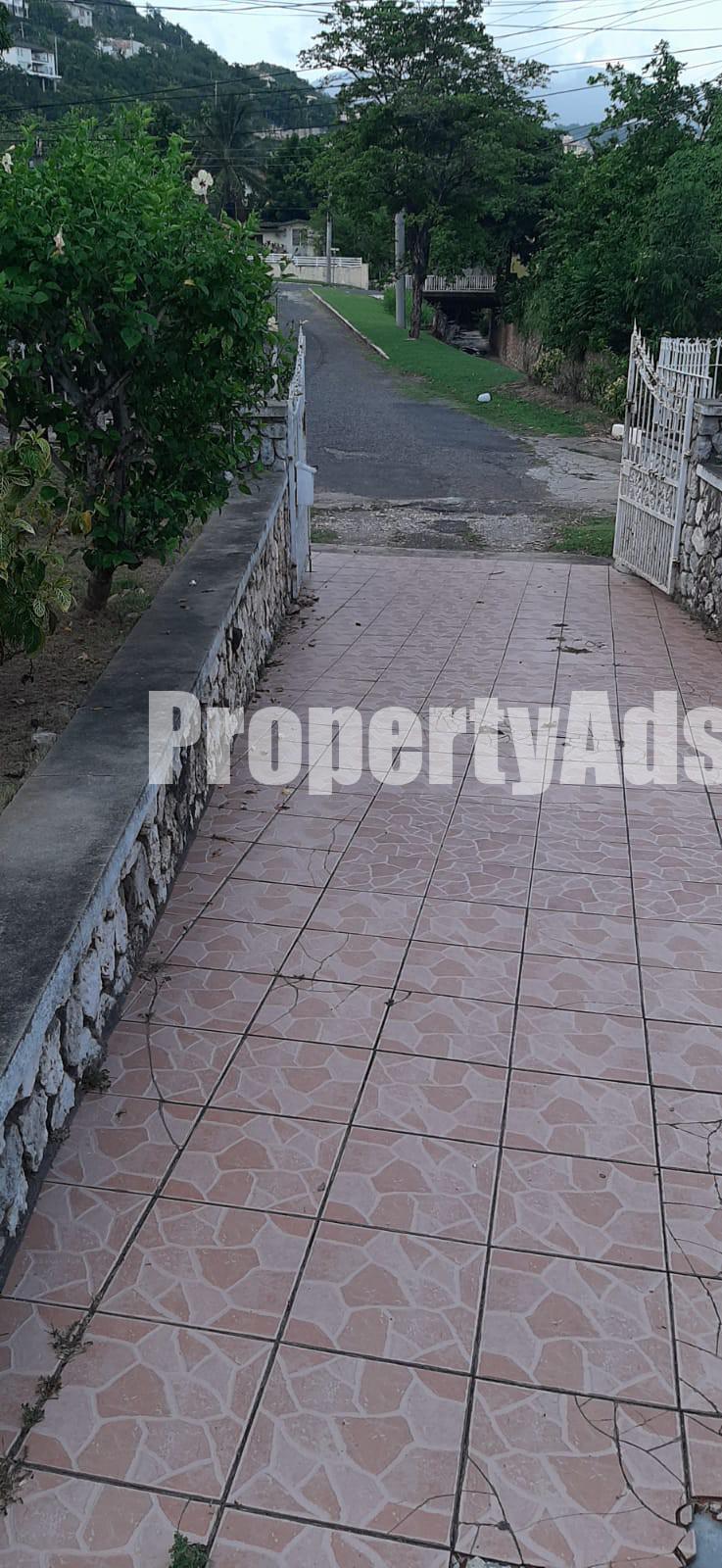 2 bed Townhouse For Rent in Meadowbrook Mews, Kingston / St. Andrew, Jamaica