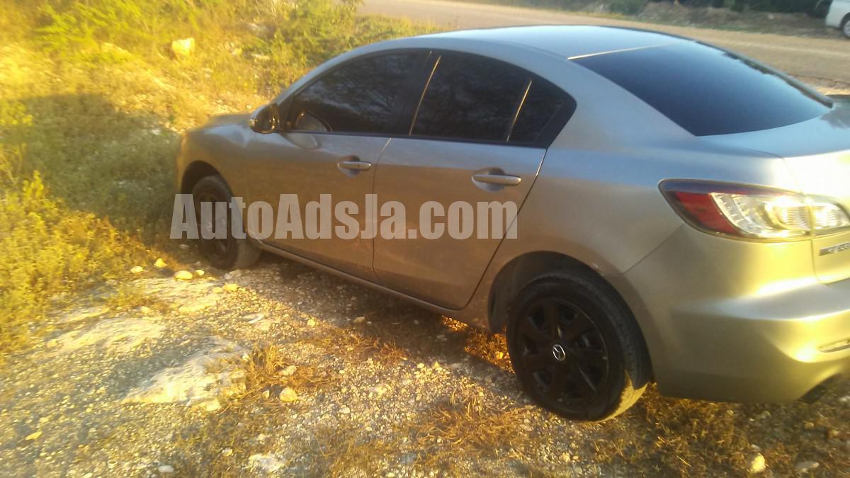 2013 Mazda Mazda 3