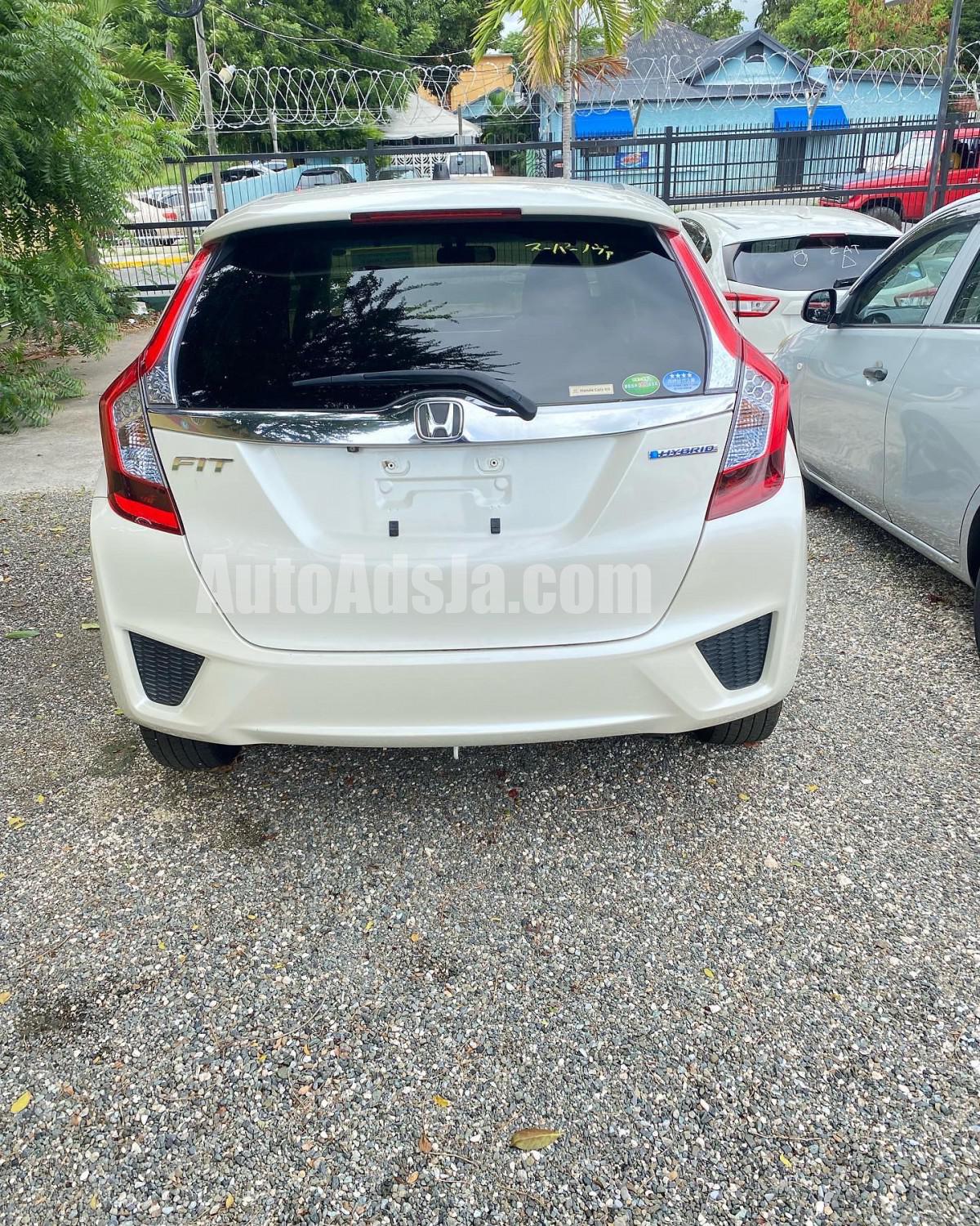 2017 Honda FIT HYBRID