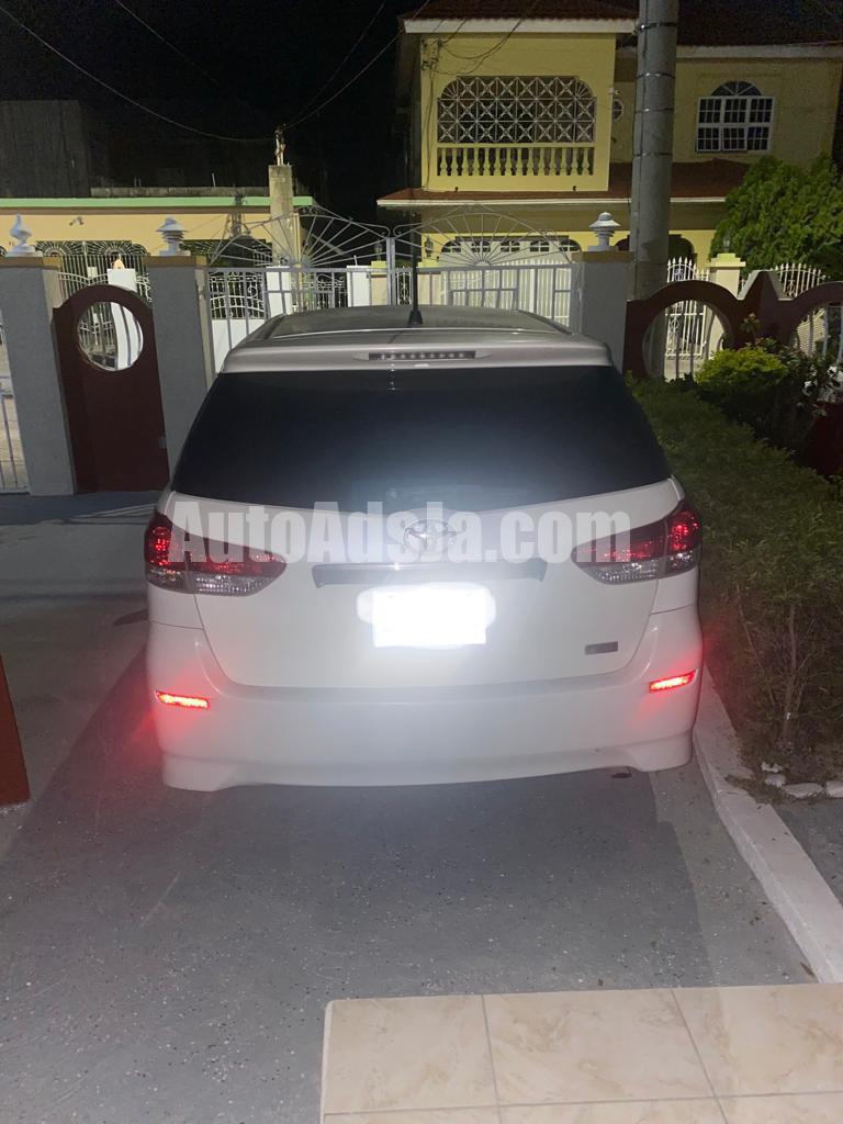 2012 Toyota Wish