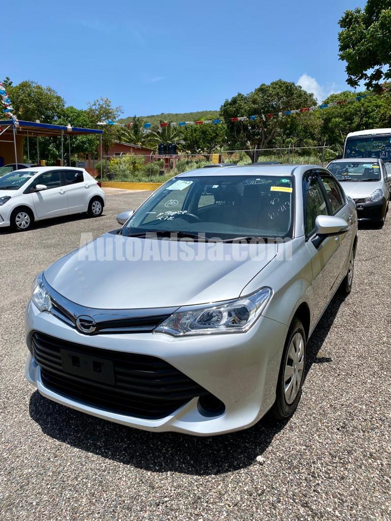 2017 Toyota COROLLA AXIO