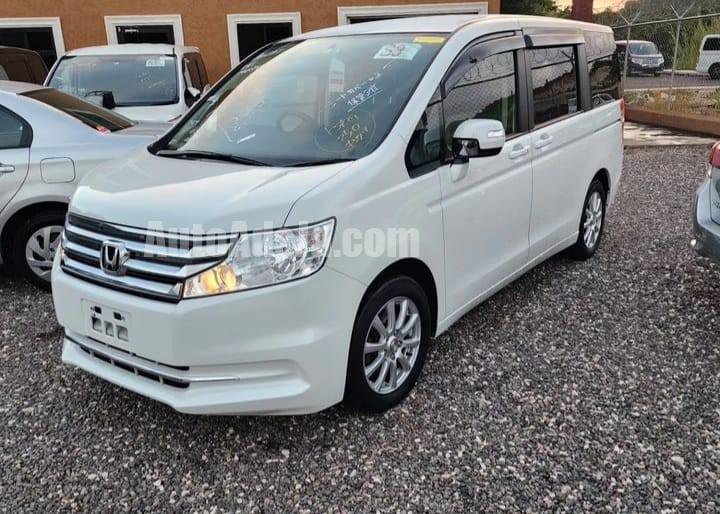 2014 Honda Step Wagon