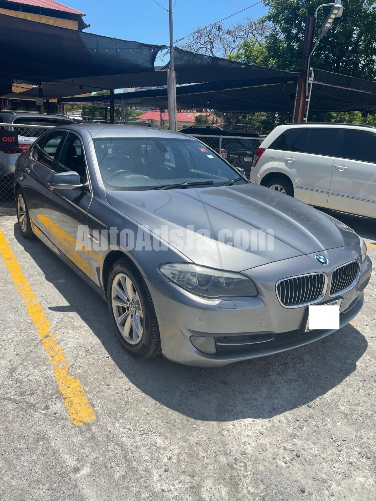 2011 BMW 528