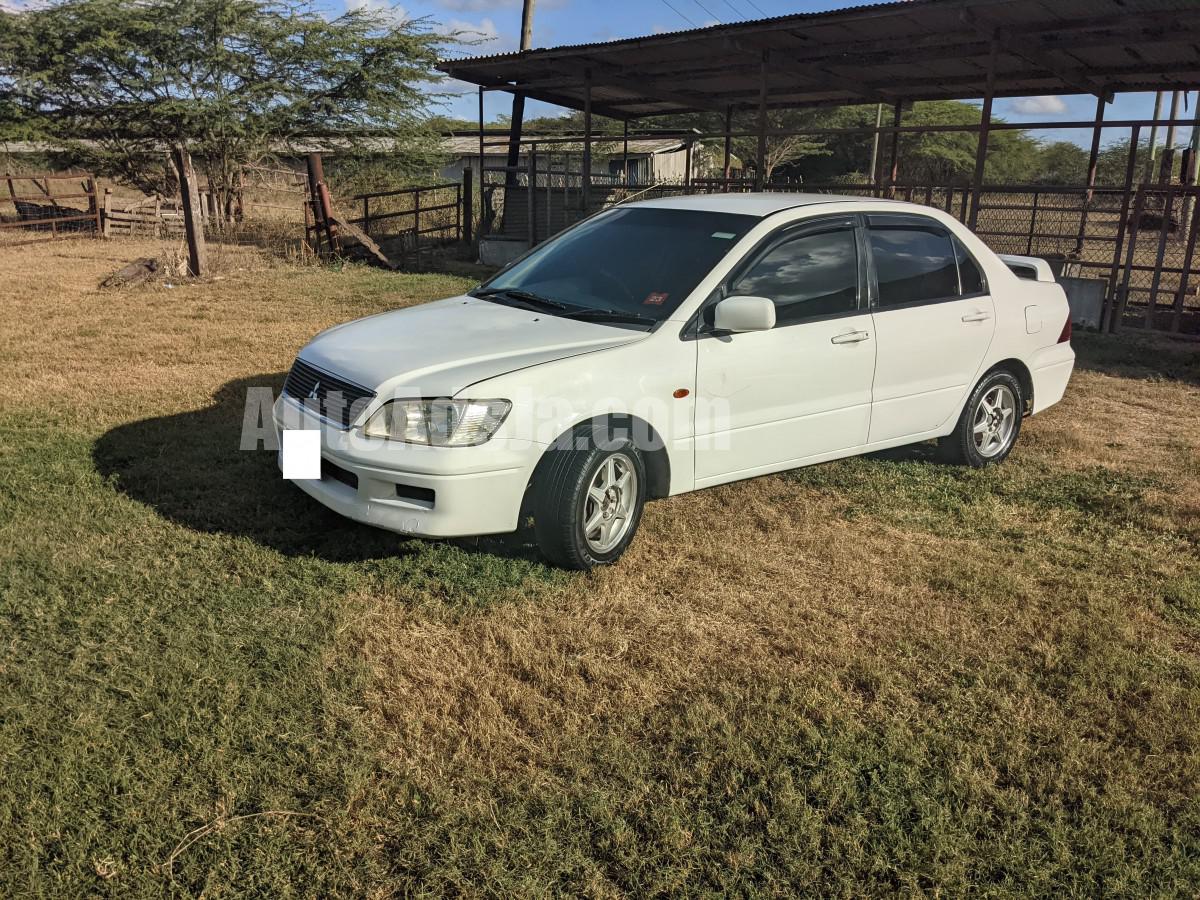 2002 Mitsubishi Lancer Cedia
