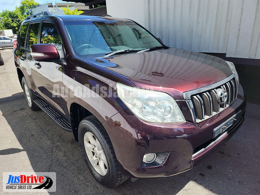2011 Toyota Land Cruiser