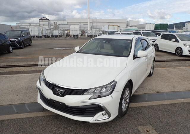 2017 Toyota mark x
