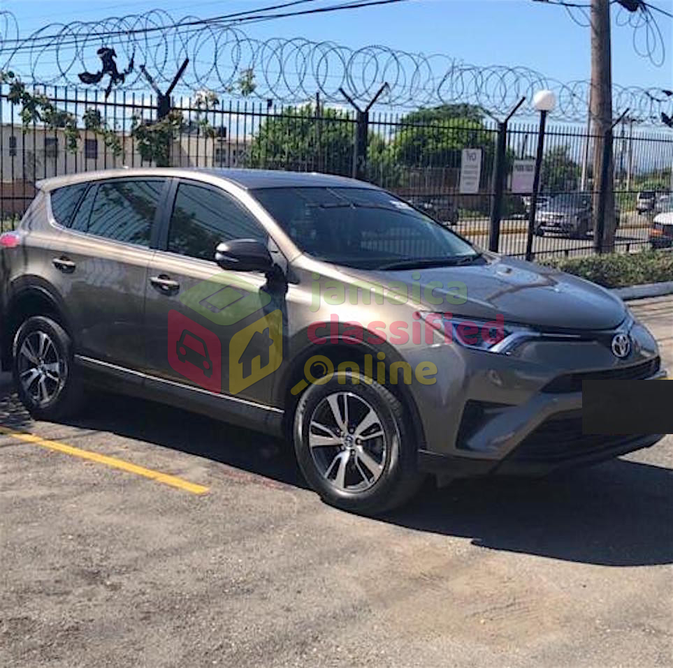 For Sale: TOYOTA RAV4 2017