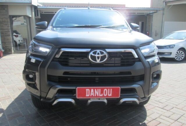 For Sale: Toyota Hilux 6-GD Legend