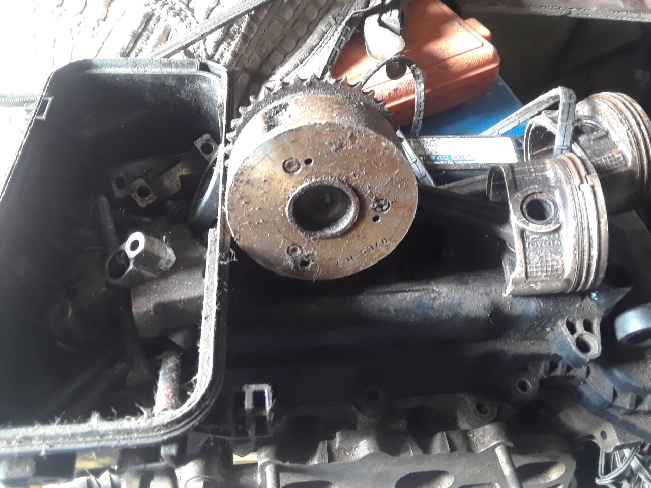 For Sale: Toyota Passo Cylinder Head