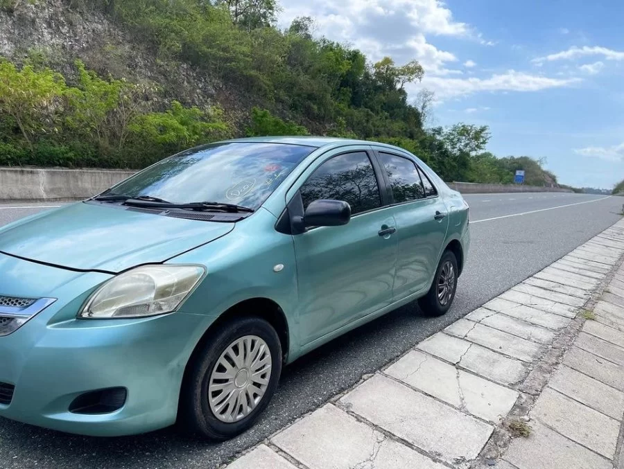 Toyota Yaris 2012